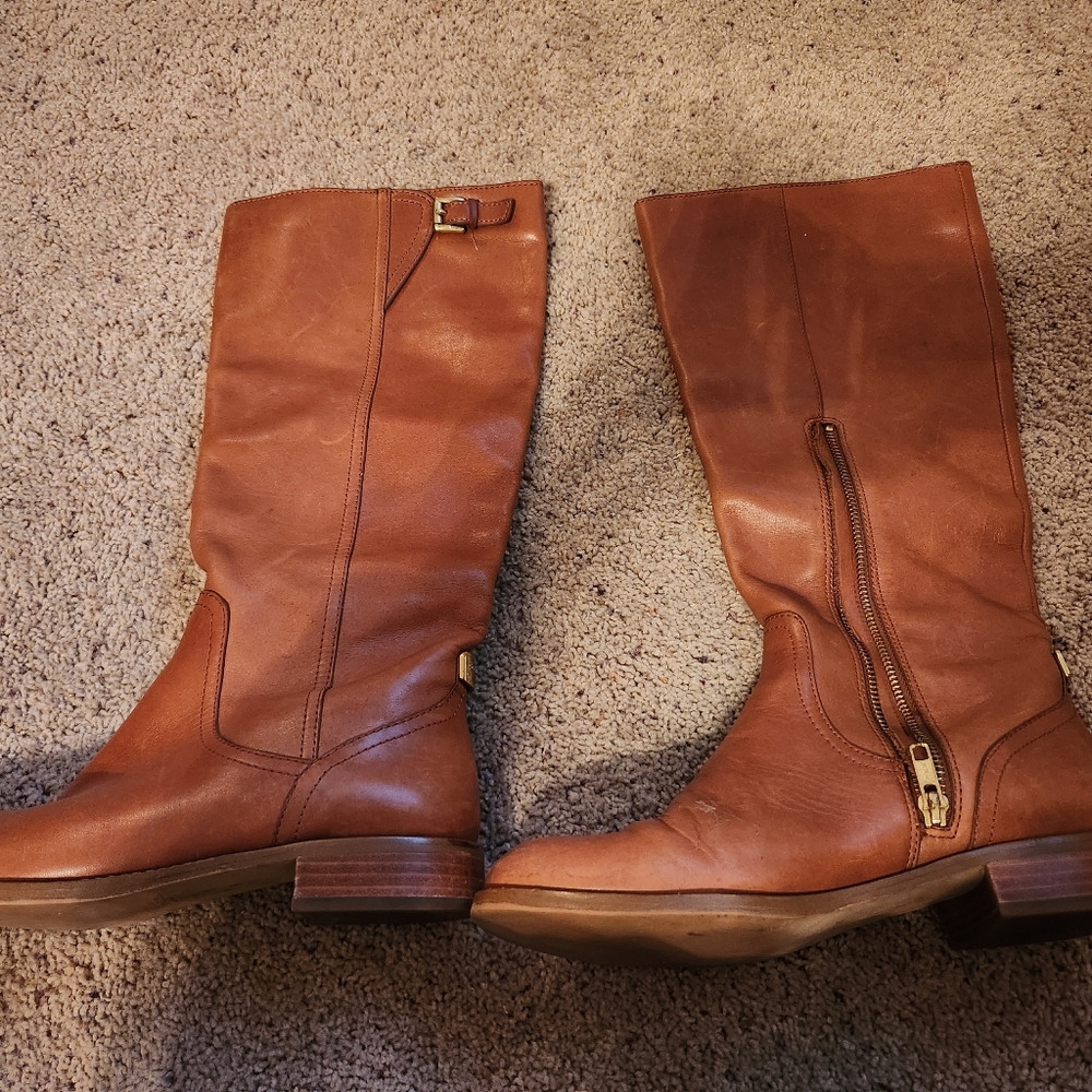 Size 8 Camel Coach Boots